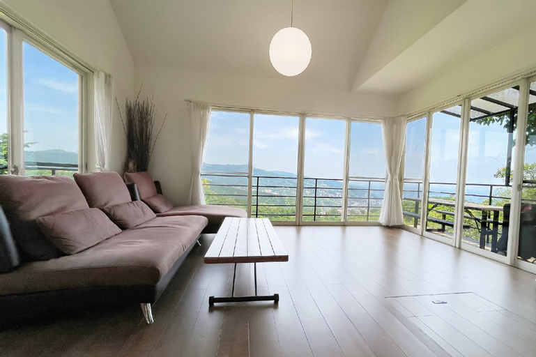 Others 4, iHouse Ataminchi - panoramic view of Atami City , Atami