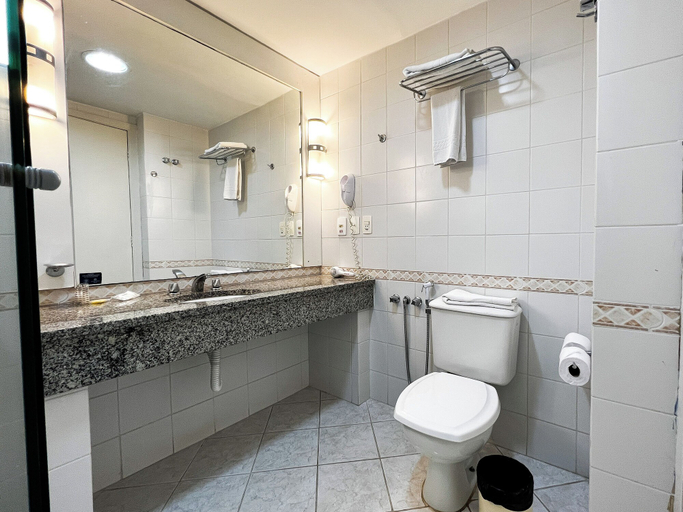 Bathroom 4, Master Curitiba, Curitiba