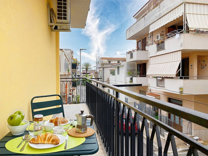 Others 5, Solemar Sicilia - Casa Britta, Palermo