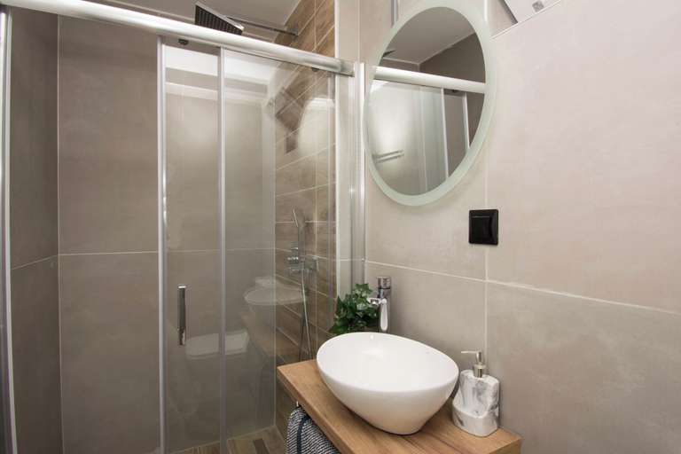 Bathroom 4, Jasmine by Checkin, Crete
