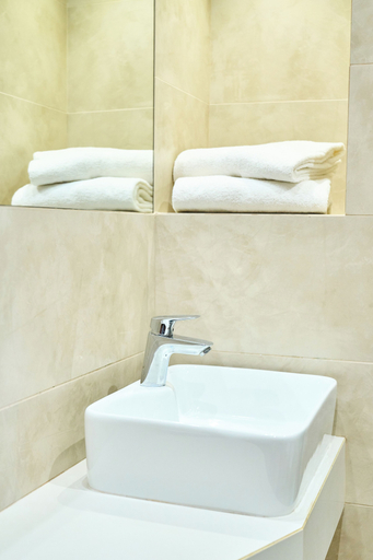Bathroom 4, Hotel Miramare, Napoli