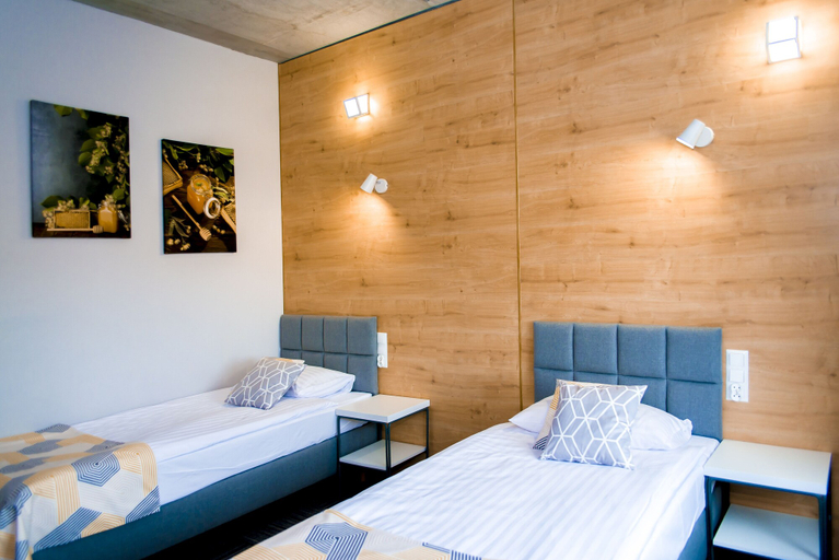 Bedroom 4, Hotel 107, Gdynia