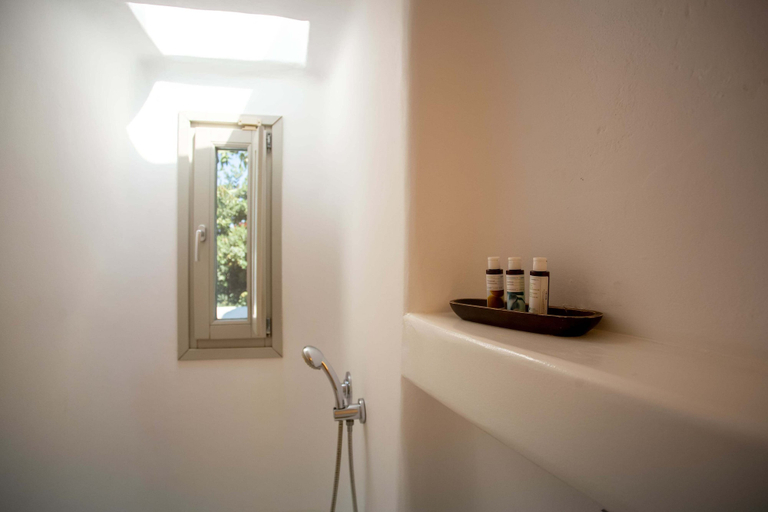 Bathroom 4, Villa Baroness in Mykonos Town, South Aegean