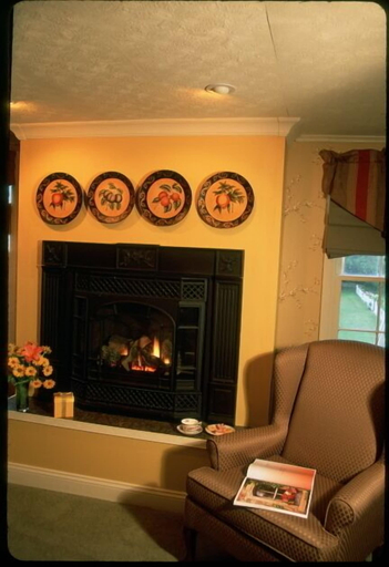 Others 5, Arlington Inn, Bennington