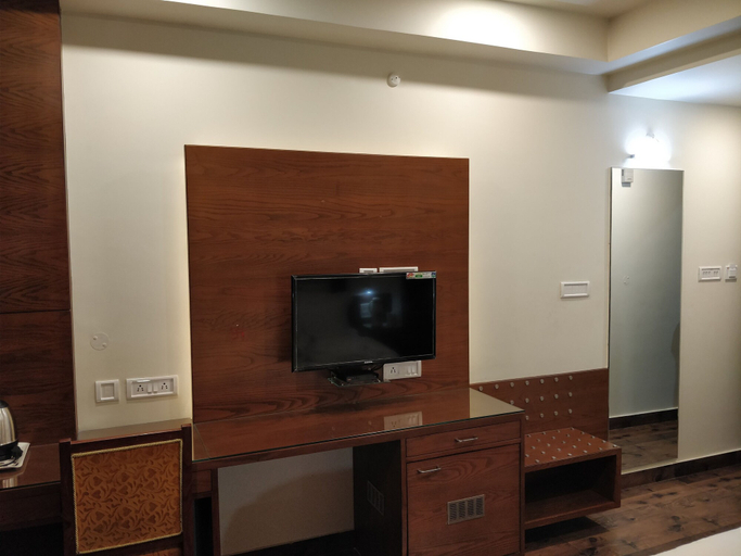 Others 5, Hotel Yatrik, Jhansi