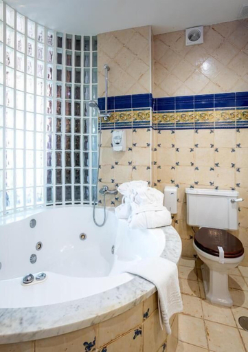 Bathroom 4, Posada la leyenda, Cantabria