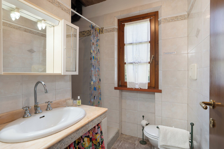 Bathroom, Villa Le Vigne, Livorno
