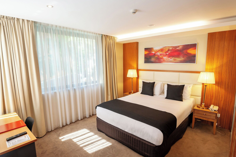 Bedroom 3, Hotel Diana Woolloongabba, Brisbane