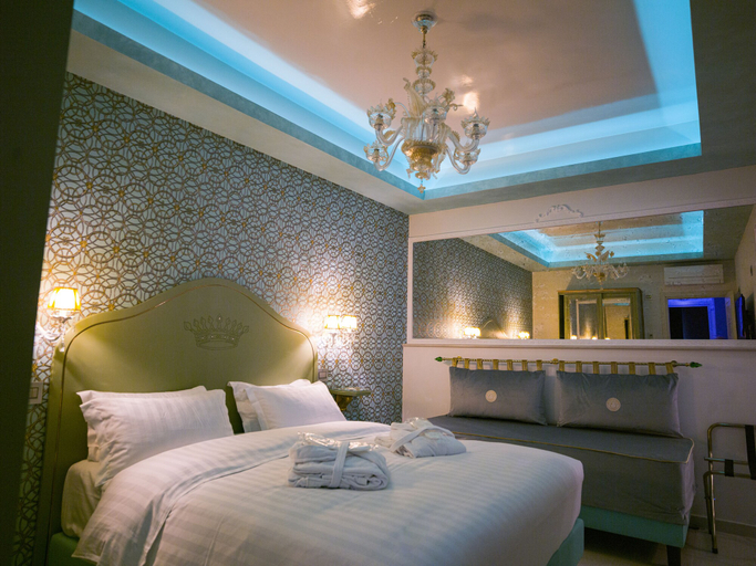 Bedroom 2, Leucosya Luxury Rooms, Salerno