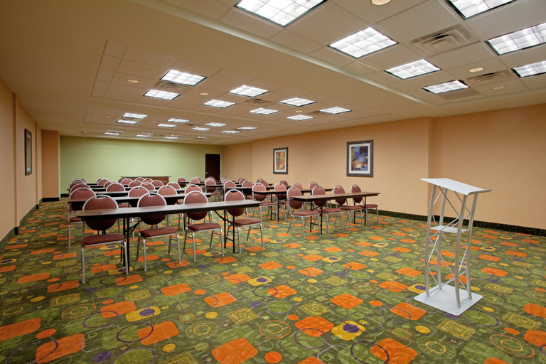 Business Facilities 3, Holiday Inn Express & Suites CLEMSON - UNIV AREA by IHG, Pickens