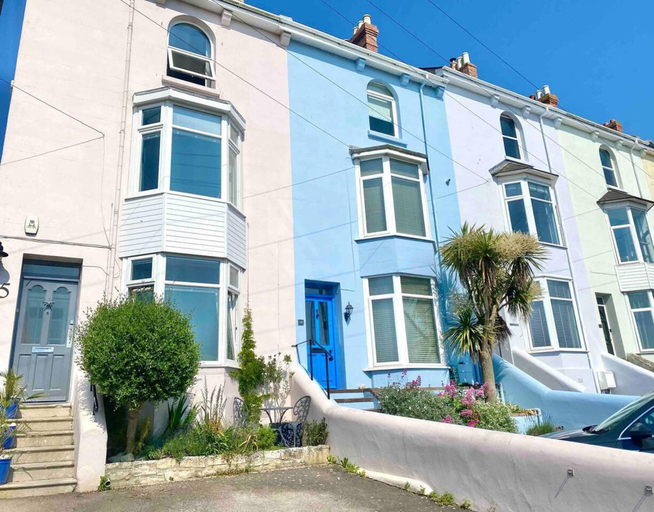 Exterior & Views 2, 4 Bedroom Victorian Townhouse With Sea Views, Dorset