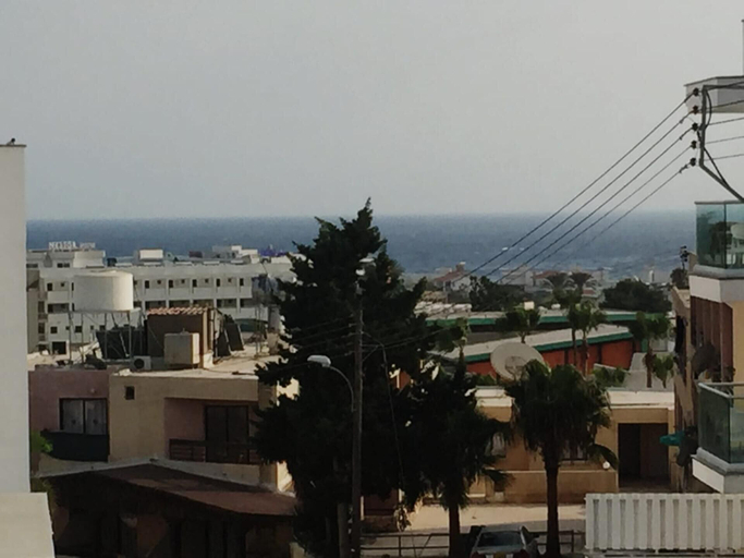 Others 4, Cozy Studio in Famagusta With Extra Beds