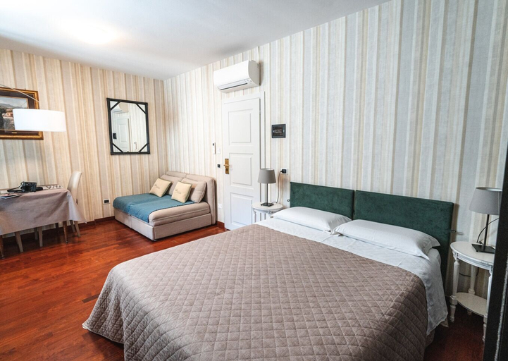 Bedroom 4, Villa Noctis, Ravenna