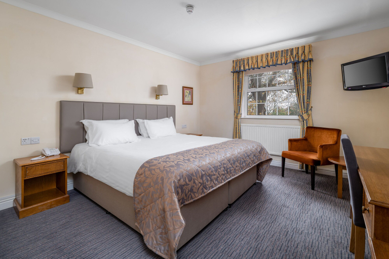 Bedroom 3, Reigate Manor, Surrey