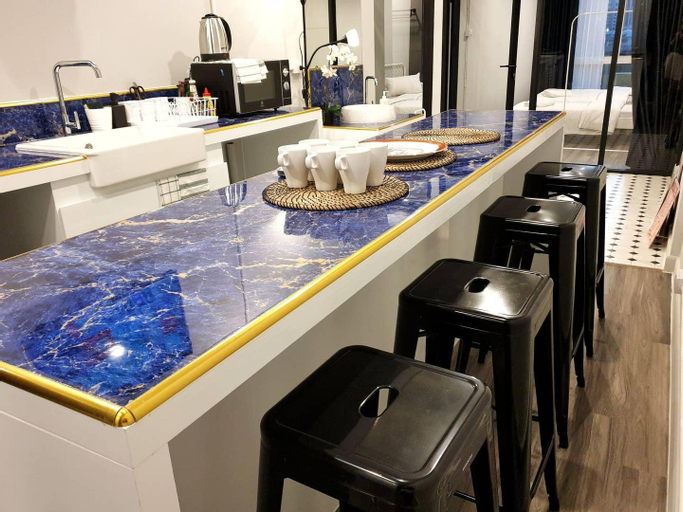 Food & Drinks, NEW! 2BR SuperB SPARKLING LUXURY - BTS Chong Nonsi, Bang Rak