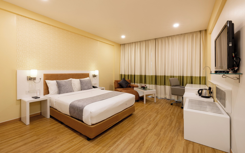 Bedroom 3, Hotel Kohinoor Elite near BKC, Mumbai Suburban