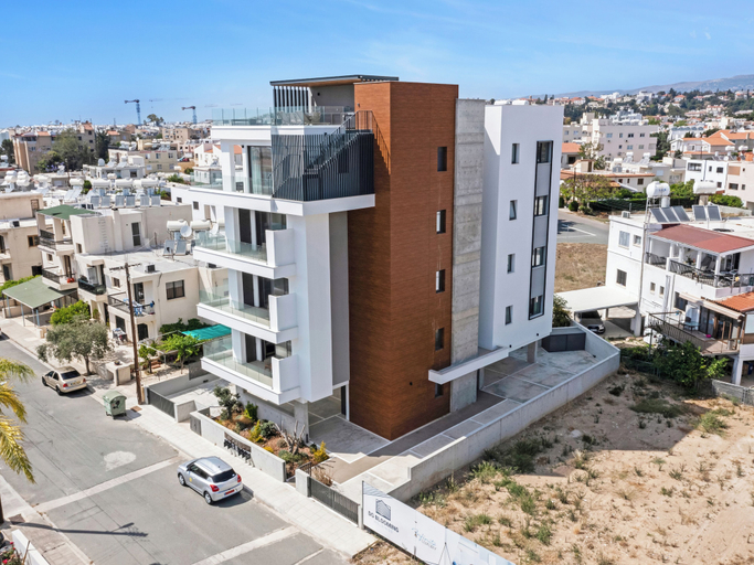 Exterior & Views 2, Sanders Olive - Chic 1-bdr Apt With Shared Pool