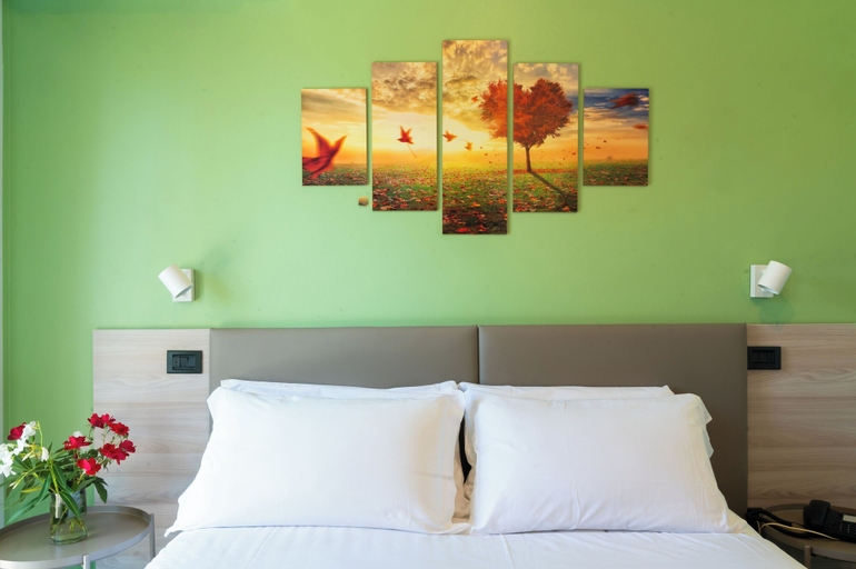 Bedroom 4, Villa Maria, Taranto