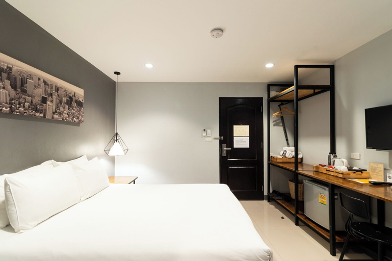 Bedroom 9