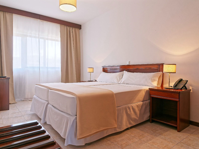 Bedroom 2, Hotel Central Santa Maria