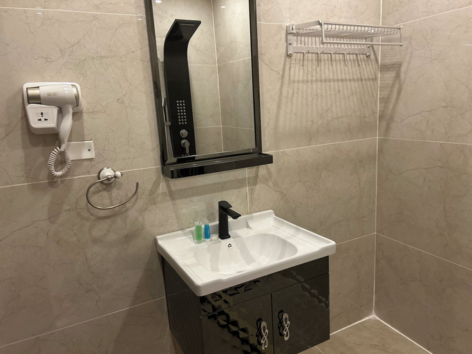Bathroom 4, Petra town check-Inn, Wadi Musa
