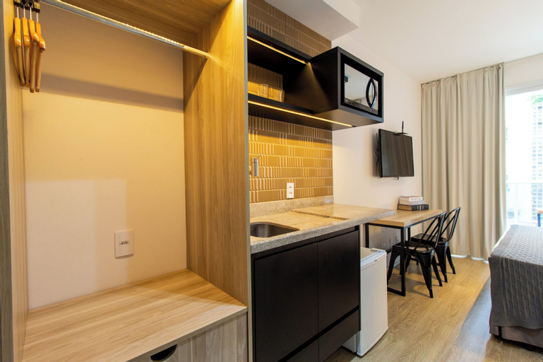 Dining Room 8