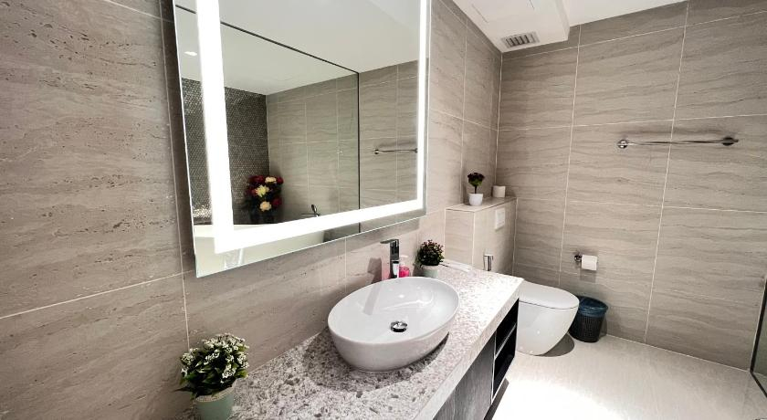 Bathroom 8