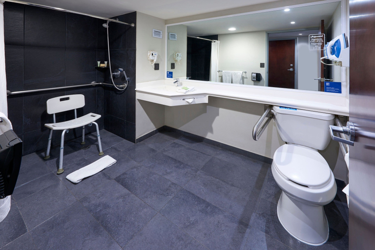 Bathroom 4, City Express By Marriott Saltillo Norte, Saltillo