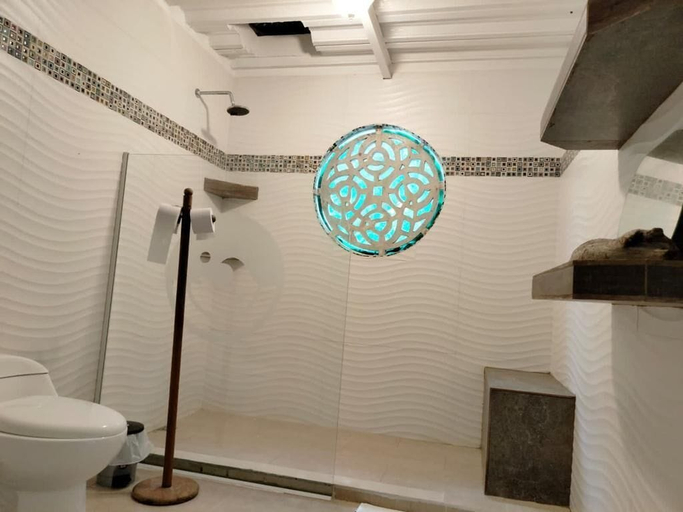 Bathroom 4, Tambo Marina Ecohostal - Hostel, Piojó