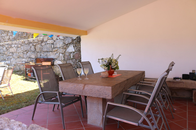 Room, Beautiful 2/3-bed Villa in Freixieiro de Soutelo, Viana do Castelo