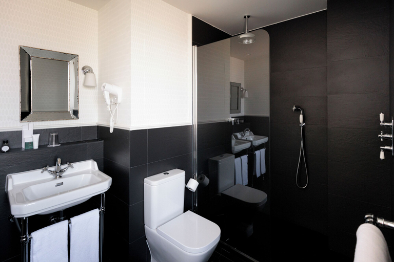 Bathroom 4, Hotel Pax Torrelodones, Madrid