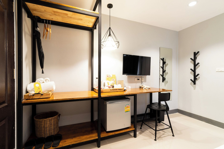 Others 5, North Inn Town, Muang Chiang Mai