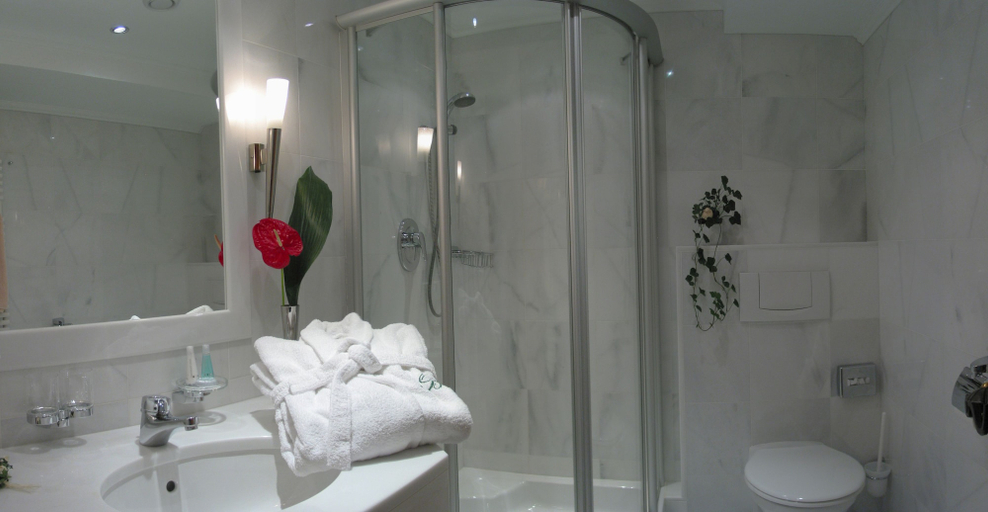 Bathroom 4, Chalet Brunnenhof, Landeck