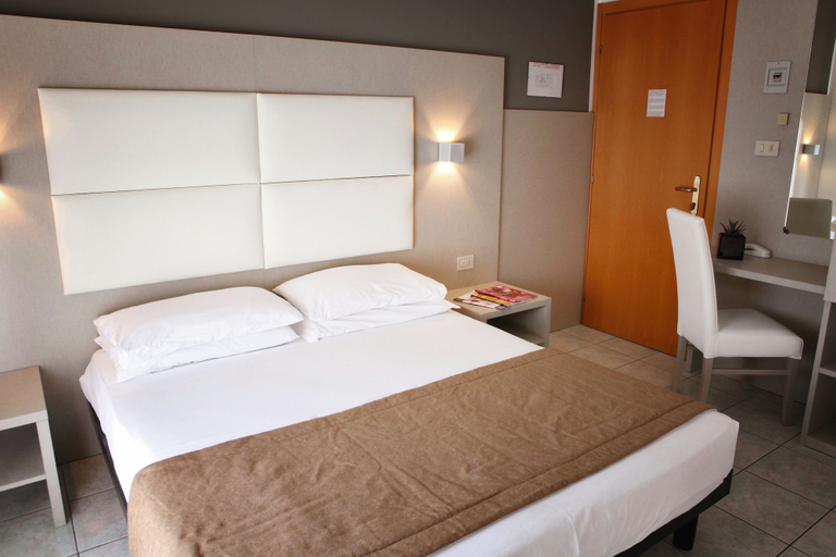 Bedroom 3, Hotel Columbia & Ninfea, Venezia