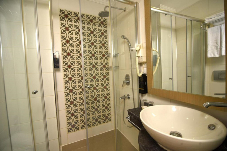 Bathroom 5, Alp Pasa Gazetta - Special Class, Antalya