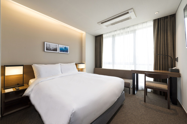 Bedroom 4, Ramada Encore by Wyndham Haeundae, Haeundae