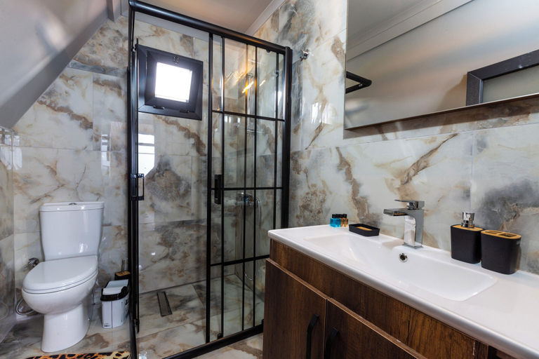 Bathroom 4, GALAXY BUNGALOW, Akçaabat