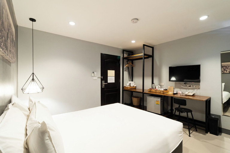 Bedroom 8