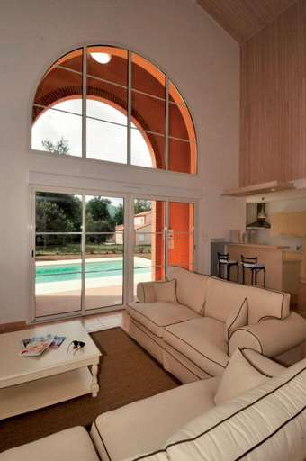 Others 4, Lagrange Vacances - Royal Green, Tarn