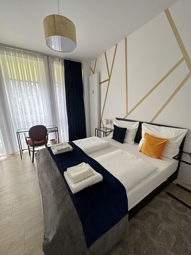 Bedroom 4, Kangarooms an der Weserpromenade, Bremen