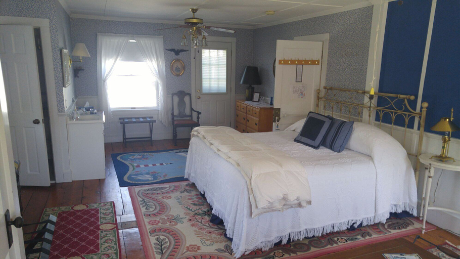 Bedroom 3, Harpswell Inn, Cumberland