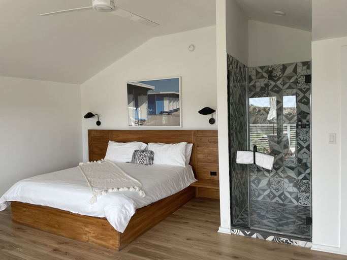 Bedroom 24
