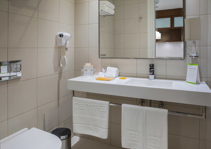 Bathroom 5, Centro Olaya, Riyadh