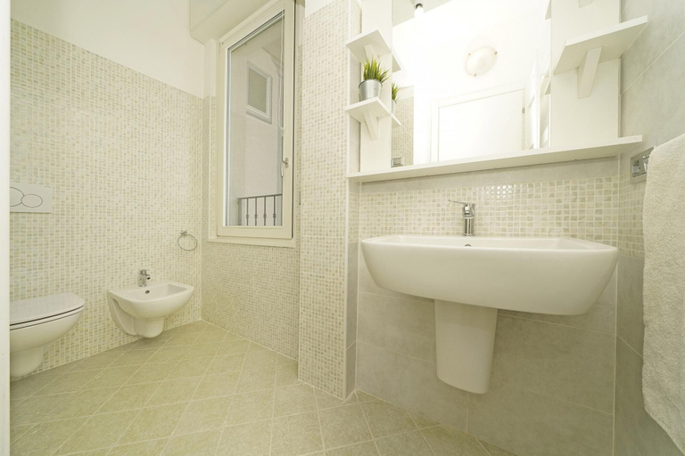 Others 2, Villa Caterina 8 - LOC, Brescia