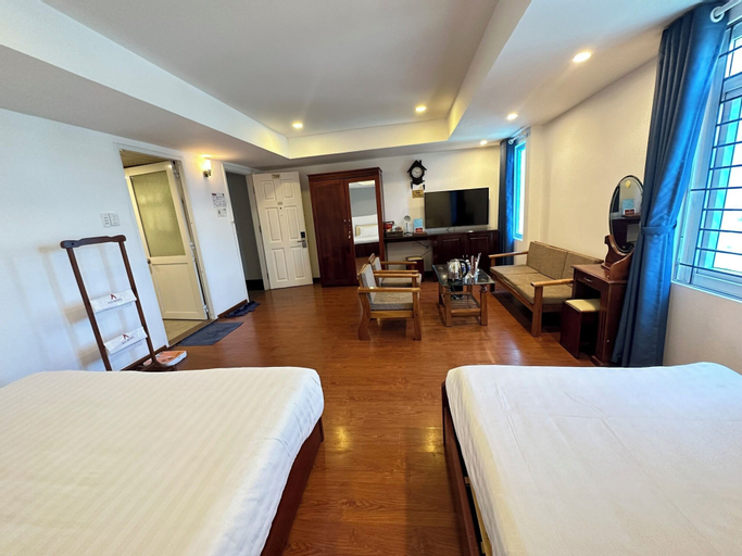 Bedroom 6