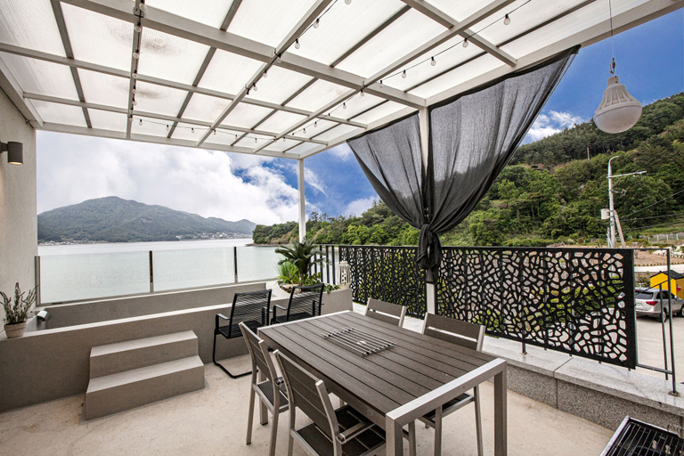 Others 5, bay591, Namhae