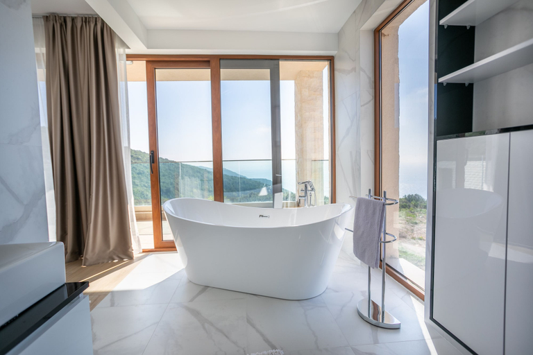 Bathroom 5, Cape Montenegro Villas