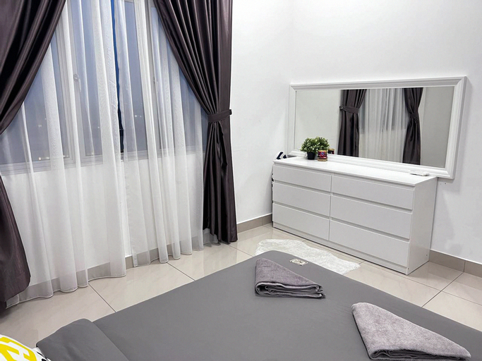 Bedroom 2, SKS Habitat Larkin@2Bed | 3 min to Larkin Central, Johor Bahru