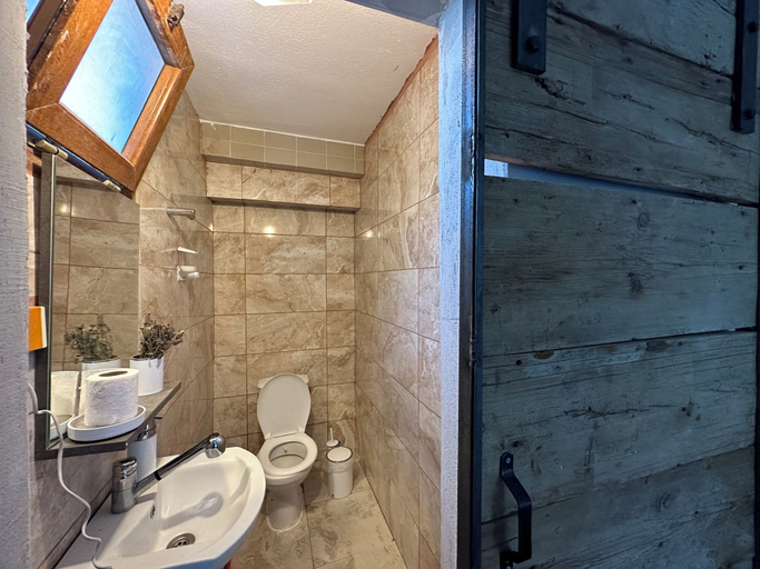 Bathroom 3, Moon Ayvalık, Ayvalık