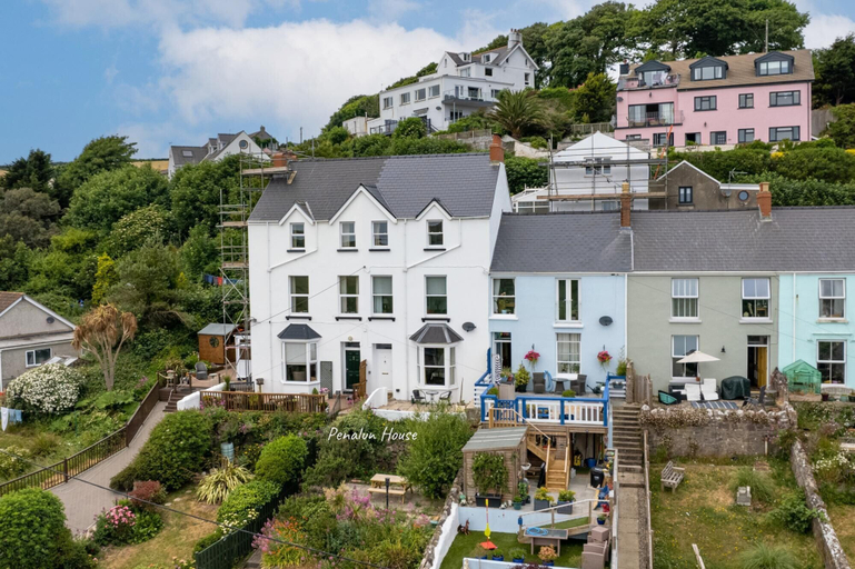 Exterior & Views 2, Penalun House - Beautiful Sea Views, Pembrokeshire